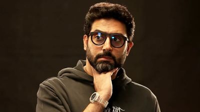 'पैरेंट्स बच्चों के दोस्त नहीं बन सकते' Abhishek Bachchan ने पेरेंटिंग पर की बात, लोगों को दी सलाह