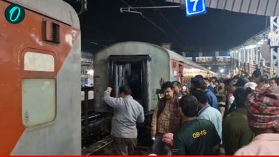 Nandan Kanan Express: नंदनकानन एक्सप्रेस में मचा हड़कंप! आधी ट्रेन आगे, आधी पीछे... कैसे टला बड़ा हादसा?