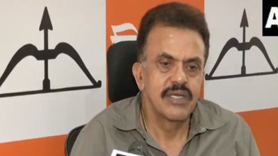 एकनाथ शिंदे की शिवसेना ने नवरात्रि में मुंबई में सड़क किनारे नॉनवेज की दुकानों पर प्रतिबंध लगाने की डिमांड