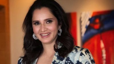 सानिया मिर्ज़ा ने छोड़ दिया दुबई, बड़ी वजह आई सामने, आखिर कहां चली गई हैं टेनिस स्टार
