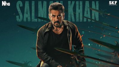 Sikandar: पॉलिटिकल एक्शन होगी सलमान खान की 'सिकंदर', सेंसर बोर्ड के बदलावों ने बता दी फिल्म की कहानी!