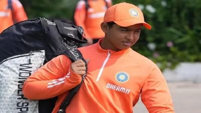 Vaibhav Suryavanshi: आज के IPL में 13 साल का लड़का बिखेरेगा जलवा! संजू सैमसन ने युवा क्रिकेटर पर जताया भरोसा