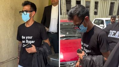 आंखों में नमी और लड़खड़ाते पांव, तलाक के बाद मास्क के पीछे छिपकर रोये युजवेंद्र चहल, VIDEO वायरल