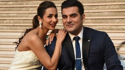 तलाक से एक रात पहले क्या हुआ था मलाइका अरोड़ा के साथ? एक्ट्रेस के साथ घर पर लोगों ने क्या किया था?