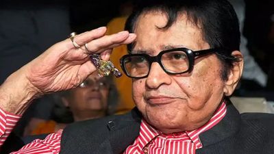 मनोज कुमार की मौत के कुछ घंटे बाद ही वायरल हुआ उनका आखिरी इंटरव्यू, अक्षय कुमार के बारे में कही थी ऐसी बात
