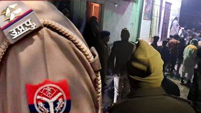Meerut के रिठानी में 'भूत-प्रेत' के नाम पर फैमिली ड्रामा! पुलिस और स्थानीय लोगों का छूटा पसीना