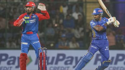 IPL 2025 Points Table: मुंबई की जीत ने बदला प्वाइंट्स टेबल का हाल, इन टीमों के लिए बढ़ी टेंशन