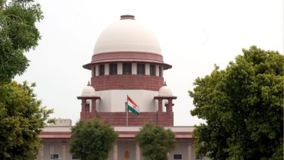 ‘अत्यधिक असंवेदनशील’, बलात्कार मामले में HC की टिप्पणी पर सुप्रीम कोर्ट ने जताई नाराजगी, जानिए मामला