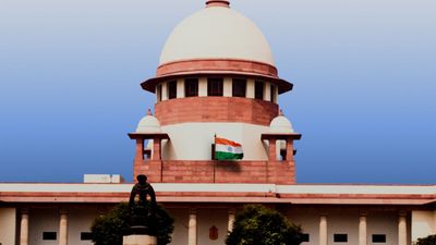 Waqf Amendment Act 2025: आज से लागू हुआ नया वक्फ संशोधन कानून, केंद्र ने SC में दाखिल किया कैविएट