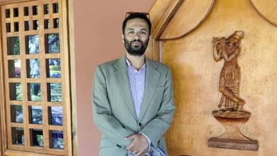 Ali Khan Mahmudabad: 'ऑपरेशन सिंदूर' पर अभद्र टिप्पणी करने वाले प्रोफेसर अली खान महमूदाबाद गिरफ्तार