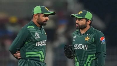 PAK vs BAN: पाकिस्तान क्रिकेट में भूचाल, बाबर-रिजवान और शाहीन को टीम से किया बाहर, T20 स्क्वॉड हुआ घोषित