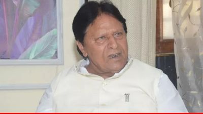 RamjiLal Suman: सपा सांसद ने सरकार को घेरा, बोले- नोटबंदी और 370 के बाद भी देश में हमले क्यों हो रहे?