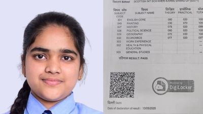 Saavi Jain: शामली की सावी जैन ने रचा 12वीं परीक्षा में इतिहास! दुकानदार की बेटी बनी टॉपर, पाए 500 में 499 अंक