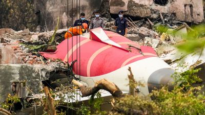  241 यात्रियों की मौत का जिम्मेदार कौन? आज जारी होगी Plane Crash की प्राइमरी रिपोर्ट, मिल सकते हैं अहम सुराग