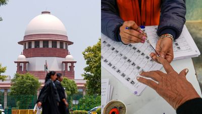 'हर चुनाव से पहले हो मतदाता सूची का हो पुनरीक्षण', बिहार में जारी विवाद के बीच सुप्रीम कोर्ट में याचिका दायर