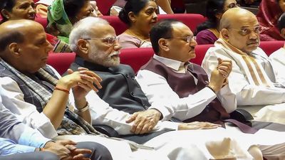 BJP President की रेस में आगे चल रहे यह दिग्गज नेता, प्यार के बारे में इनके विचार सुनकर बन जाएगा दिन!