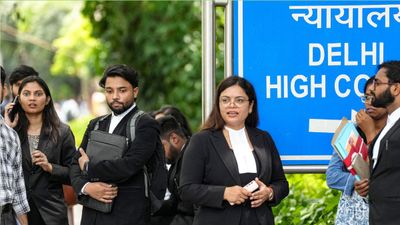 Delhi High Court ने खारिज की याचिका, तिहाड़ जेल में अफजल गुरु और मकबूल भट्ट की कब्रें बरकरार