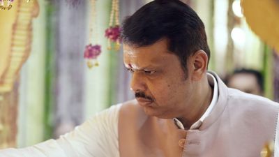 'मैं स्‍वभाव से बहुत भावुक हूं, लेकिन', महाराष्‍ट्र CM देवेंद्र फडणवीस ने पर्सनल लाइफ से जुड़े खोले कई राज़