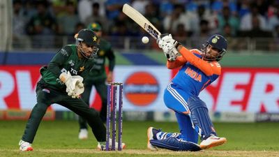 IND vs PAK Match Free Me Kaise Dekhe: भारत-पाक मैच फ्री में कैसे देखें? मोबाइल पर तुरंत करें यह छोटा सा काम