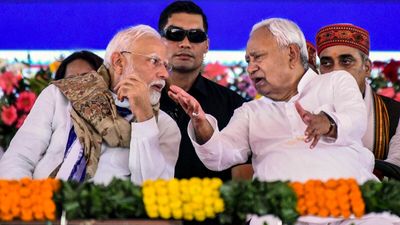 PM मोदी का पूर्णिया दौरा: सीमांचल की 24 सीटों पर क्यों है NDA का फोकस? क्या है जातीय समीकरण, पढ़ें पूरी पड़ताल