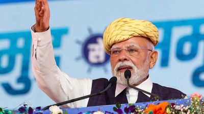 PM Modi ने मुंबई अंतरराष्ट्रीय क्रूज टर्मिनल का किया उद्घाटन, गुजरात में बड़े प्रोजेक्ट्स की शुरुआत