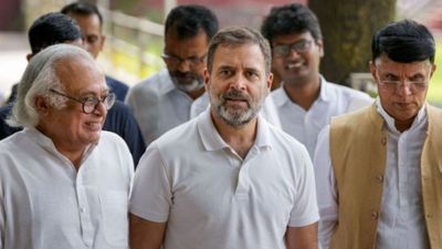 GST 2.0: आखिर क्या थी कांग्रेस की सलाह? पवन खेड़ा ने जीएसटी सुधारों के बाद राहुल गांधी को दिया क्रेडिट