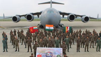 टैरिफ टकराव के बीच भारत-अमेरिका के बीच मेगा मिलिट्री ड्रिल, क्या पाकिस्तान के लिए है सीधा संदेश?