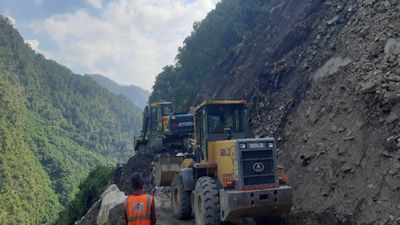 Uttarakhand weather: मानसून की रफ्तार धीमी, इन जिलों में मुश्किलें नहीं हो रही कम, फिर बदलेगा मौसम, जानिए कब