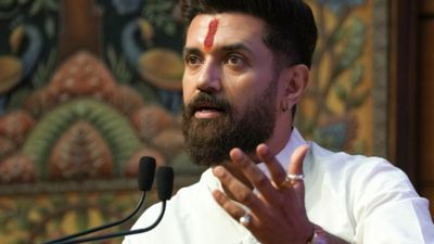 Bihar Election 2025: चिराग पासवान के बागी तेवर ने बढ़ाई NDA की टेंशन, उठाया ऐसा कदम की दिल्ली से पटना तक हलचल