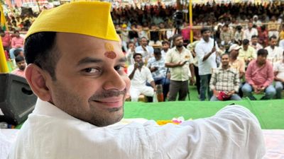 NDA या INDIA से टूट कर आने वालों को अपनी एलांयस में लेंगे या नहीं?  तेज प्रताप ने दिया दो टूक जवाब