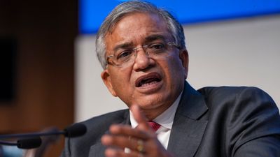 Bihar Election 2025: भोजपुरी में CEC ने की प्रेस कॉन्फ्रेंस, कहा- छठ की तरह मनाइए चुनाव, SIR रहा पूरी तरह सफल 