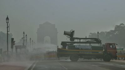 Delhi Pollution 2025: क्या इस बार की दिवाली भी बिना पटाखों के? पुलिस ने 1,700 किलो अवैध Crackers जब्त 
