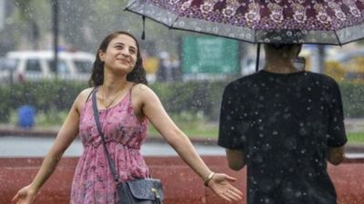 Delhi Ncr Weather Today: दिल्ली-एनसीआर में आज फिर बारिश का साया, IMD ने जारी किया अलर्ट