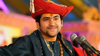 Dhirendra Shastri News: 'हम मुस्लिम विरोधी नहीं, हिंदू एकता जरूरी', संत ने 'सिर तन से जुदा' पर कही ये बड़ी बात