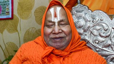 'पूरा केस मैं जानता हूं', चीफ जस्टिस पर जूता फेंके जाने पर क्या बोले जगतगुरु रामभद्राचार्य?