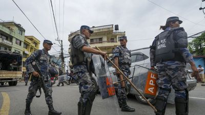 नेपाल में फिर बवाल! Gen-Z ग्रुप ने पूर्व पीएम K P ओली और गृह मंत्री पर दर्ज कराई FIR, लगाया बड़ा आरोप