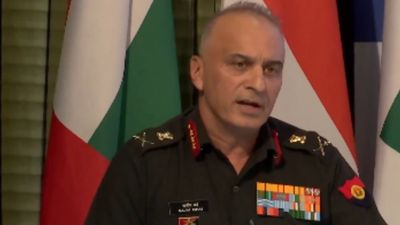 Operation Sindoor: भारत ने 88 घंटों में PAK को कैसे झुकाया? DGMO ने बताई F-16 गिराने की सीक्रेट कहानी