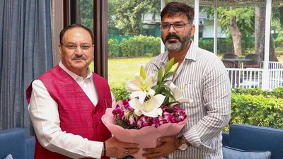 Bihar Election 2025: पवन सिंह क्यों नहीं लड़ रहे हैं बिहार चुनाव? हो गया खुलासा, BJP नेता ने बताया प्लान