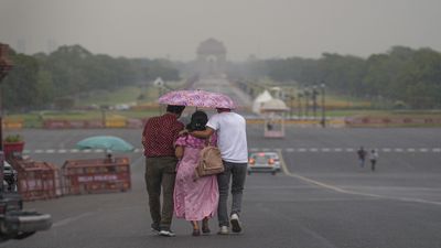 Artificial Rain In Delhi Today: आज दिल्ली में हो सकती है 'कृत्रिम बारिश', मौसम पर टिकी निगाहें