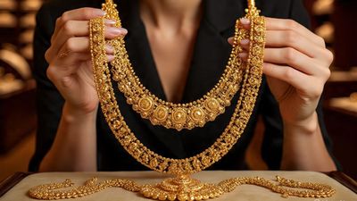 Gold Rate Today: कम हो गए सोने के दाम? छठ के बीच गोल्ड-सिल्वर के रेट में हुआ कितना बदलाव?