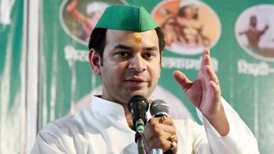Bihar Election: 'RJD में वापसी से बेहतर मौत, सत्ता का भूखा नहीं', तेज प्रताप ने तेजस्वी को लेकर क्या कहा?