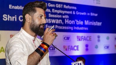 IPS सुसाइड केस पर चिराग पासवान का अल्टीमेटम, CM सैनी को लिखा पत्र, दोषियों को फौरन जेल भेजने की मांग
