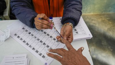 Bihar Election 2025 Phase 1 Voting Highlights: टूटा वोटिंग रिकॉर्ड, सभी पार्टियों ने किया अपनी जीत का दावा