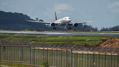 Airbus Alert: एयरबस ने A320 विमानों के लिए जारी किया अलर्ट, कई फ्लाइट्स रद्द होने के आसार