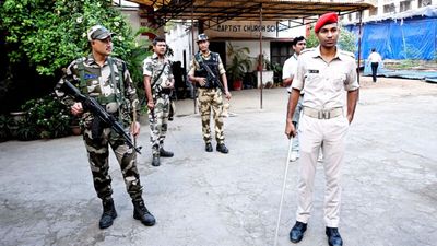 Bihar Election 2025 Phase 1: वोट डालने जा रहे हैं बाइक या कार से? पहले ये नियम जान लें, नहीं तो मुसीबत तय!