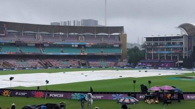 IND vs SA: भारत-दक्षिण अफ्रीका फाइनल में बारिश के बाद हुआ टॉस, क्या ओवर्स में हुई कटौती?