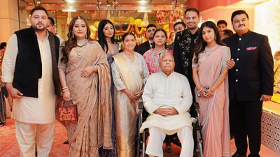 Rohini Acharya Family Dispute: कौन हैं वो 3 चेहरे, जिनके दखल से टूट गया लालू का कुनबा? तेजू के बाद रोहिणी जुदा