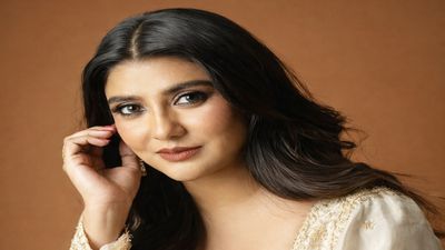 Actress Parno Mitra Joins TMC: बीजेपी छोड़ TMC में शामिल हुईं एक्ट्रेस, 2026 चुनाव में इस सीट से मिलेगा टिकट!