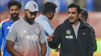 'अपनी हद में रहो', आखिर किस पर फूटा गौतम गंभीर का गुस्सा? सीरीज जीत के बाद सरेआम लगाई फटकार