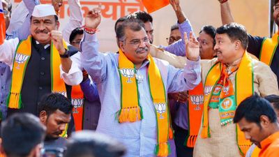 Maharashtra Municipal Chunav Results 2025: BJP धमाकेदार जीत की ओर-इन सीटों पर MVA को बड़ी हार! किसे-कहां झटका?